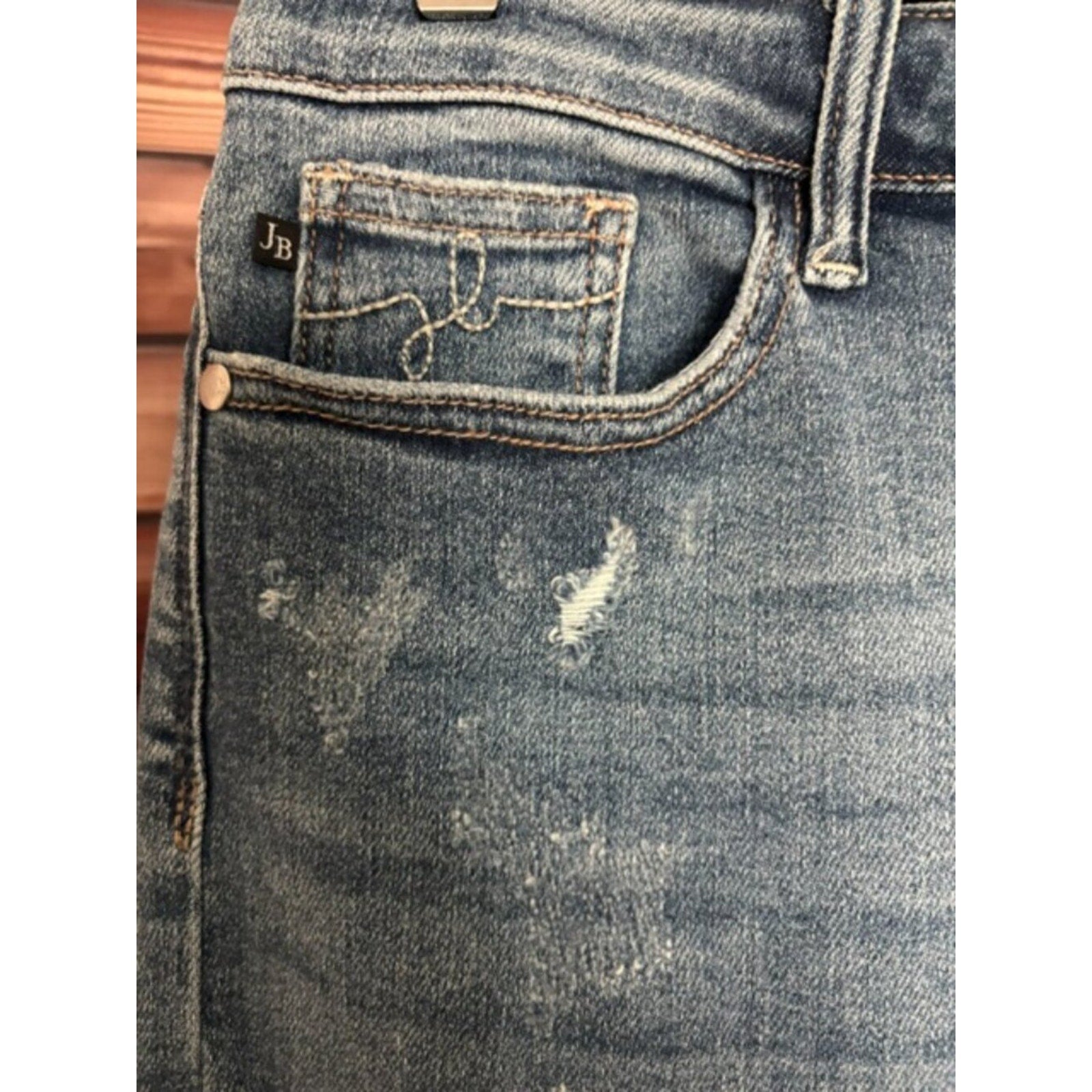 Judy Blue XL High Rise Distressed Raw Hem Shorts Medium Wash Stretch Denim NWT