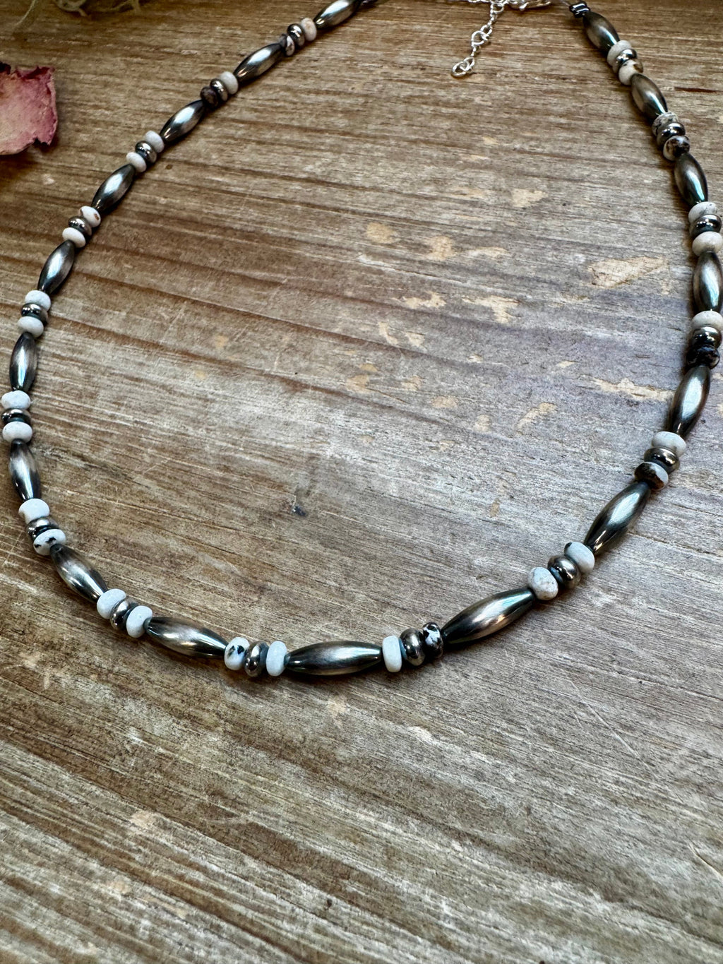 White Buffalo & Sterling Silver Pearl Torpedo choker Necklace 14"