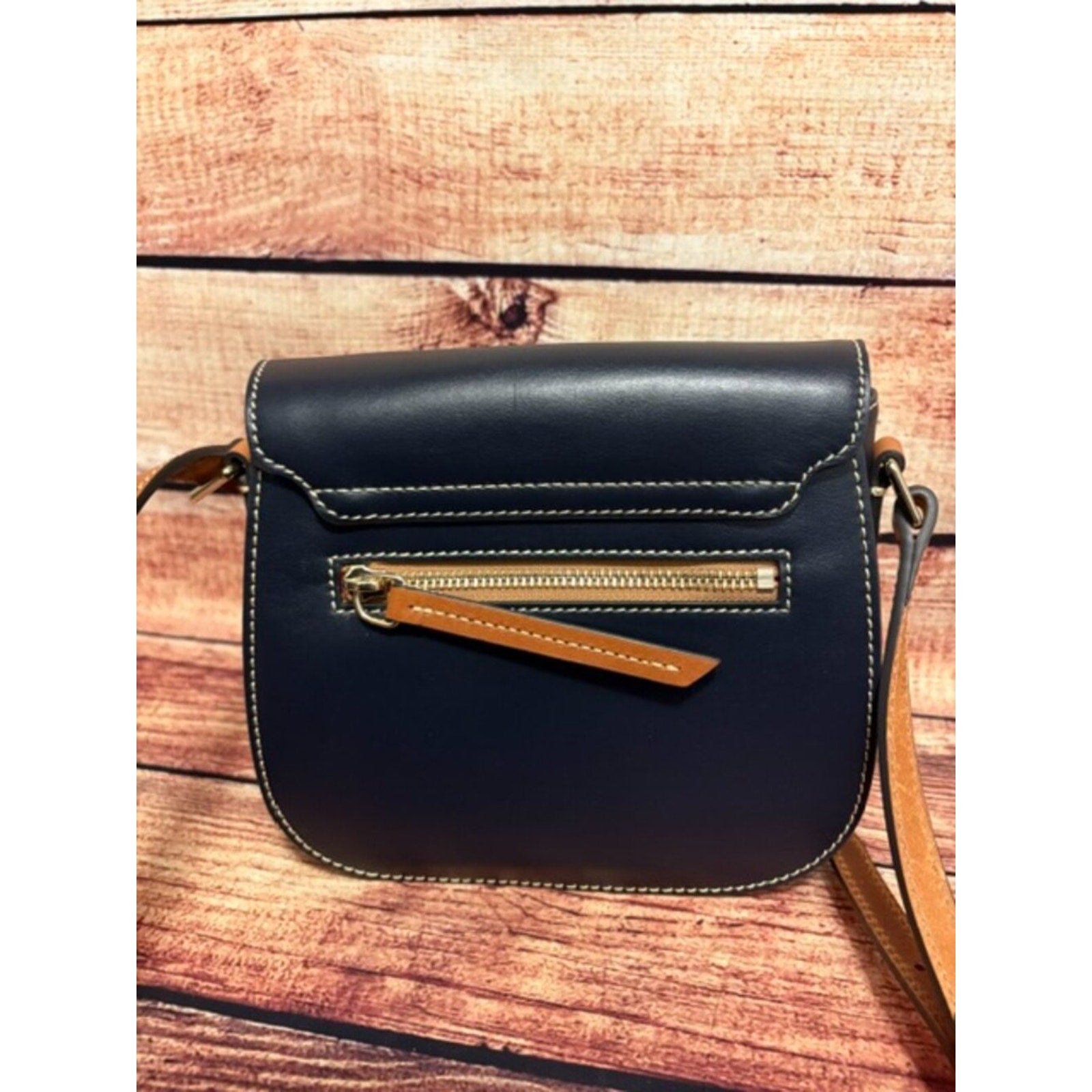 Dooney Bourke Wexford Leather Saddle Crossbody Dark Marine, NWOT
