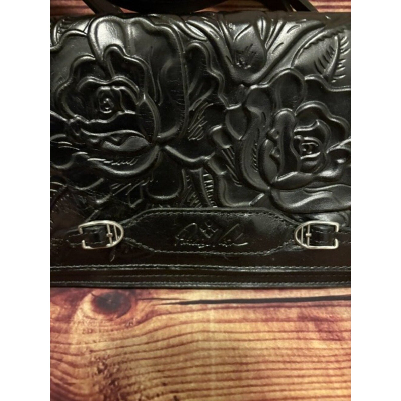 Patricia Nash Kent Burnished Rose Tooled Leather Crossbody Black NWOT