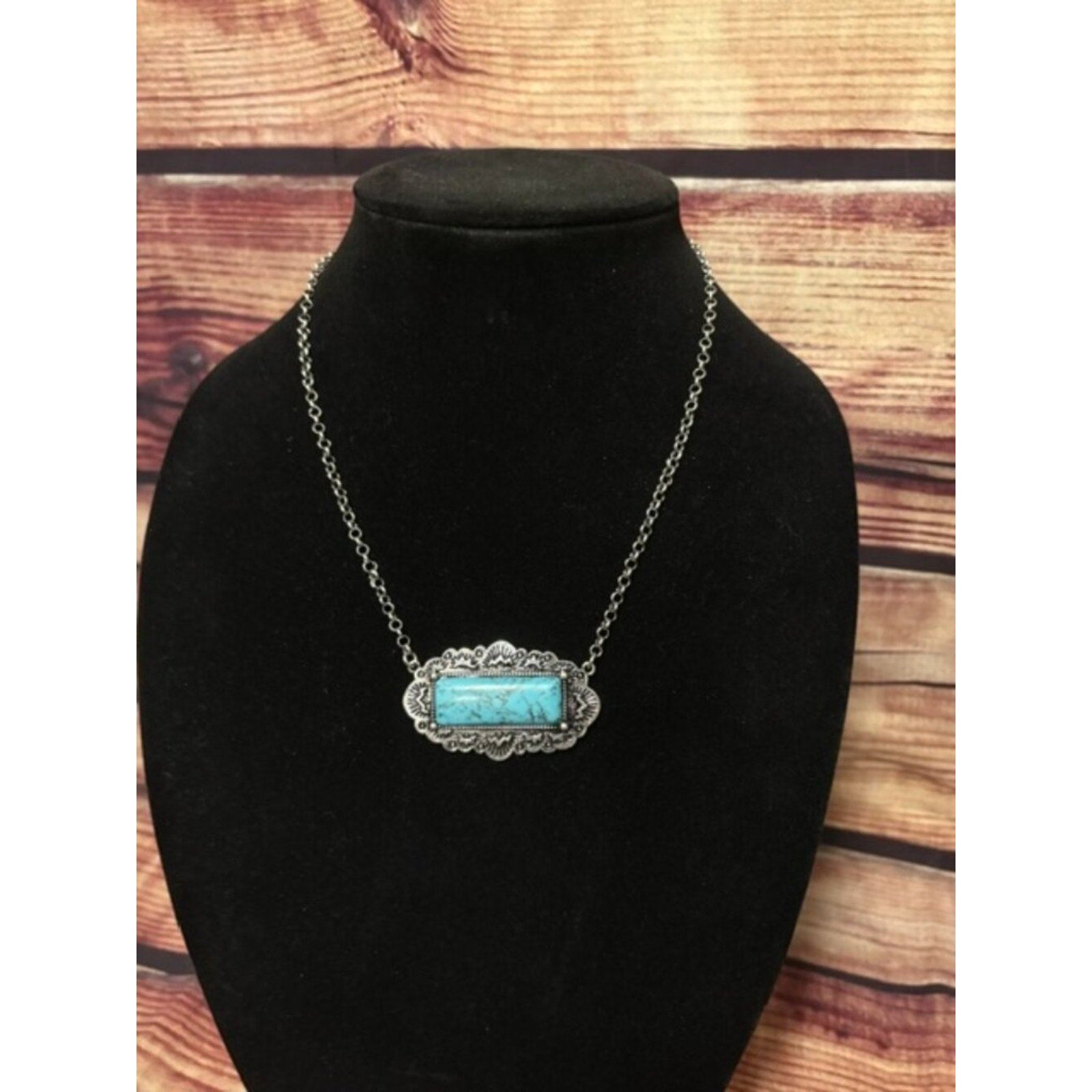 Western Turquoise bar Pendant Necklace Silver Tone Southwestern Jewelry NWT