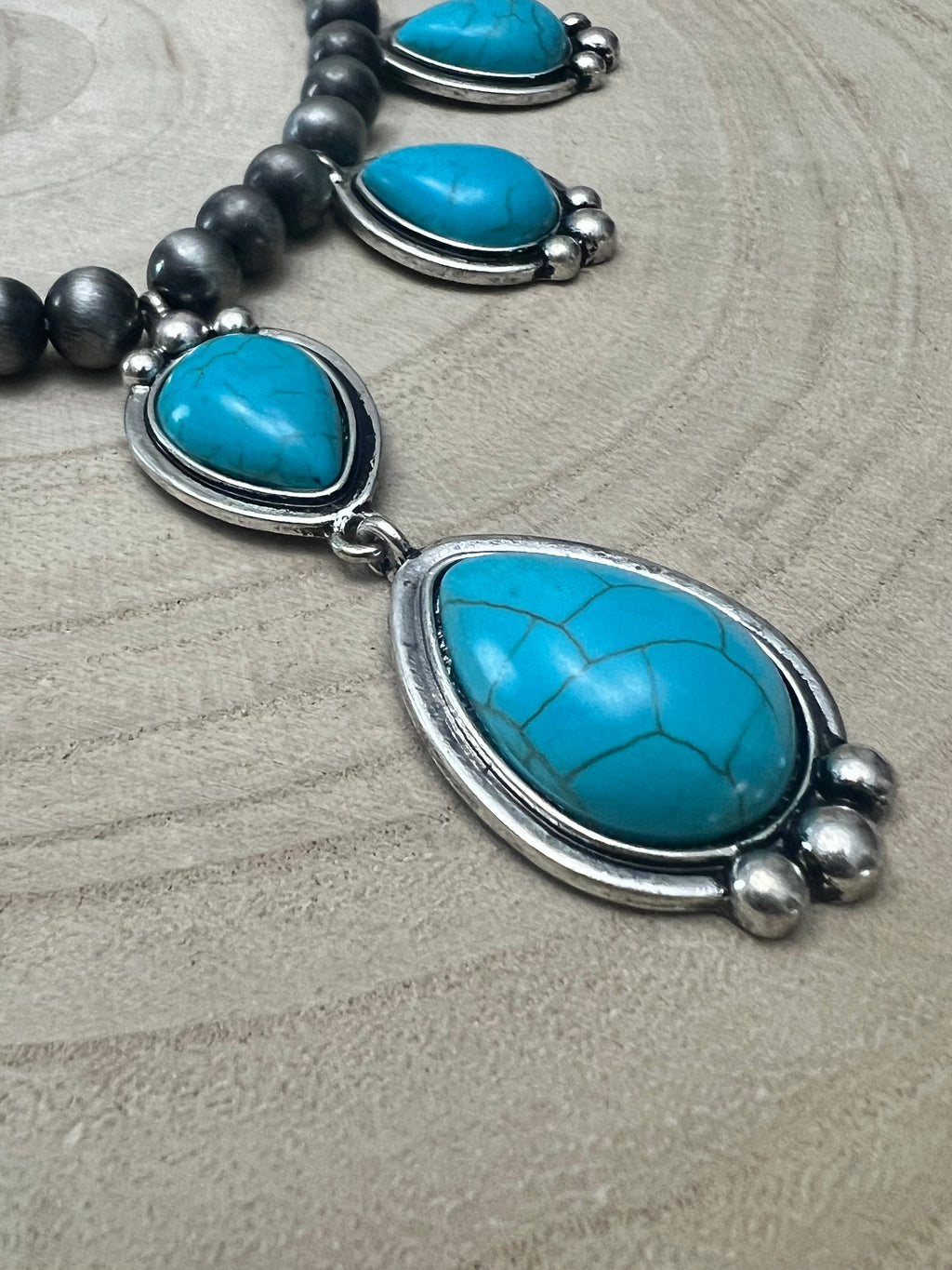 Western Faux Turquoise & Faux Sterling Pearl Necklace 16" + 3" Extender
