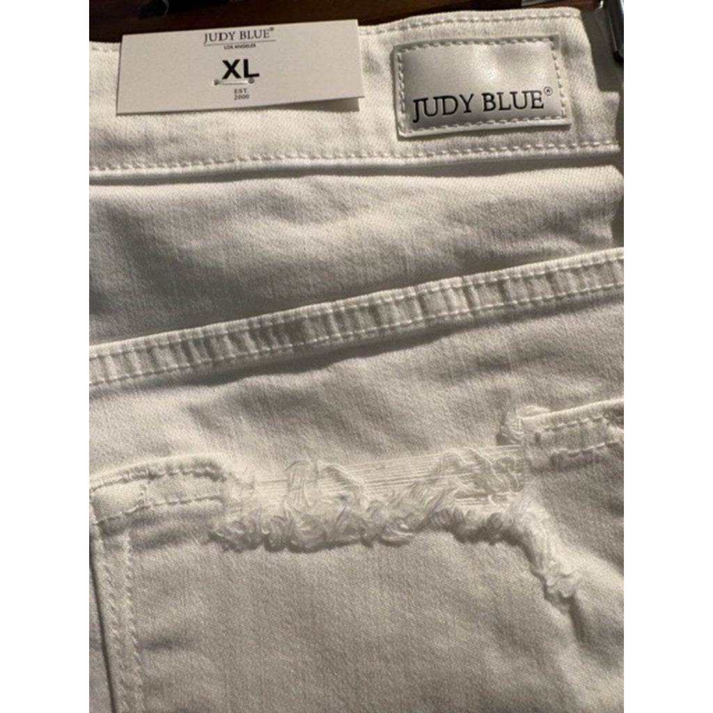 Judy Blue XL White Distressed Shark Bite Frayed Hem Shorts High Rise NWT JB15212