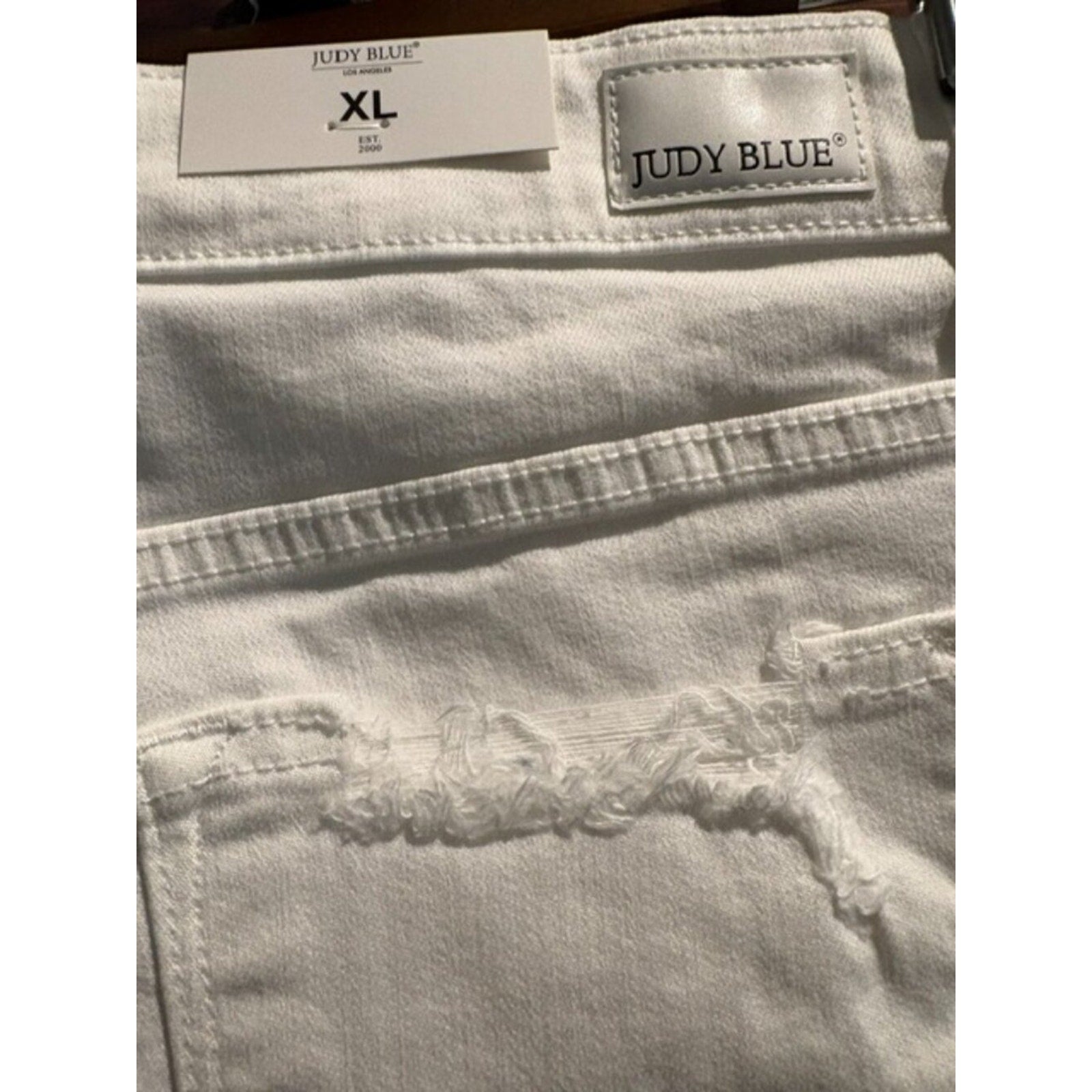 Judy Blue XL White Distressed Shark Bite Frayed Hem Shorts High Rise NWT JB15212