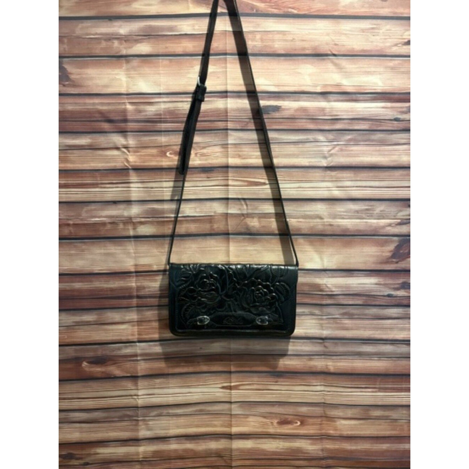 Patricia Nash Kent Burnished Rose Tooled Leather Crossbody Black NWOT