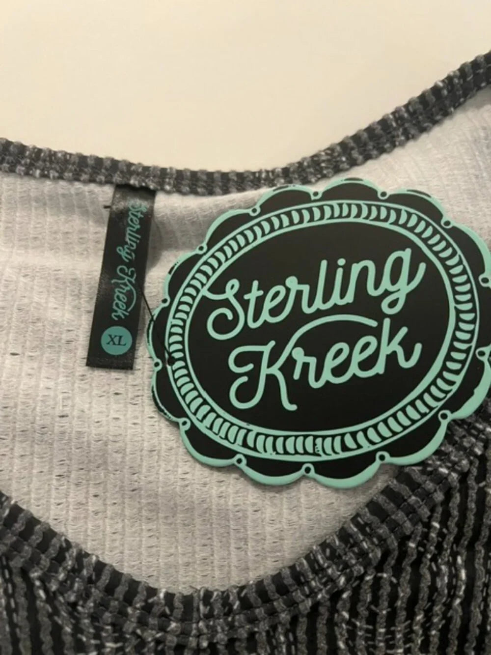 Sterling Kreek Textured Ribbed Pocket Top XL Charcoal Gray NWT
